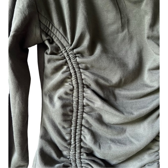 Women's olive blouse green top long sleeve sweatshirt crewneck size S - Picture 3 of 7